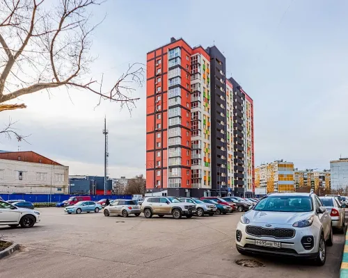 Полусухая стяжка пола в многоквартирном доме в ЖК Огни Автозавода