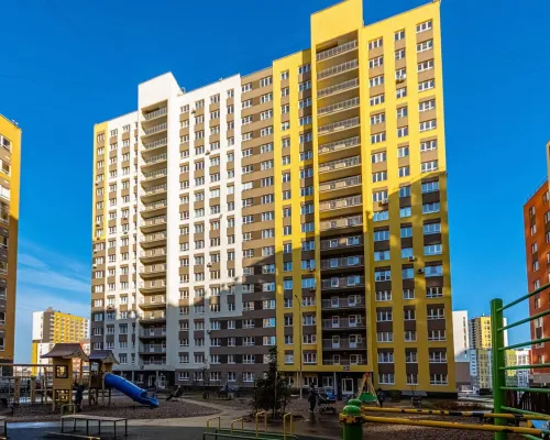 Полусухая стяжка пола в многоквартирном доме в ЖК Новая Кузнечиха