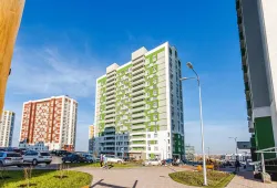 Полусухая стяжка пола в многоквартирном доме в ЖК Цветы