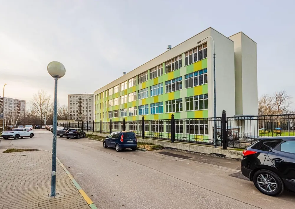 Полусухая стяжка пола в школе № 34 в Нижнем Новгороде