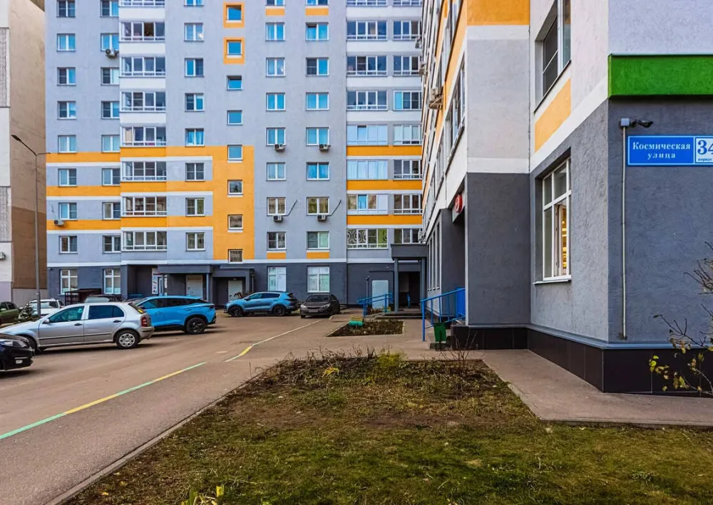 Полусухая стяжка пола в многоквартирном доме в ЖК Авиа