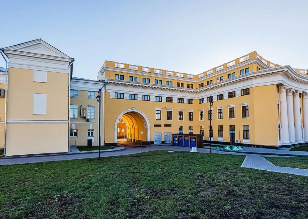 Полусухая стяжка пола в Доме правительства Нижегородской области