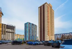Полусухая стяжка пола в многоквартирном доме в ЖК Огни Автозавода