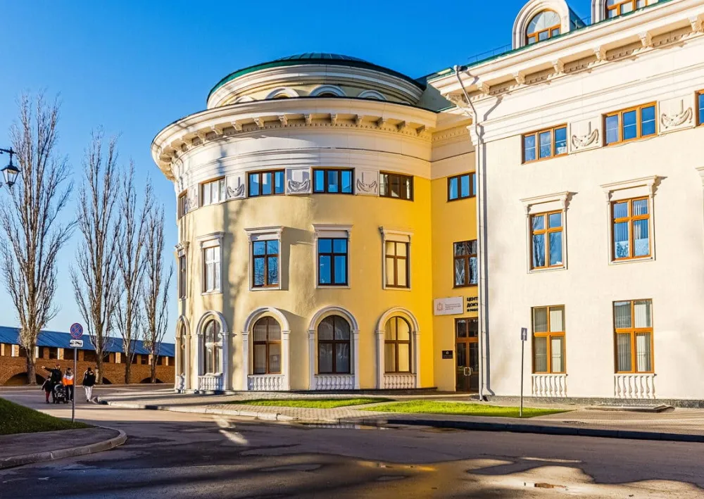 Полусухая стяжка пола в Доме правительства Нижегородской области