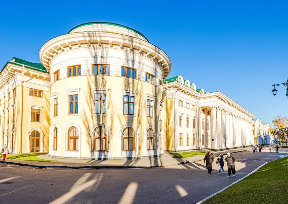 Полусухая стяжка пола в Доме правительства Нижегородской области