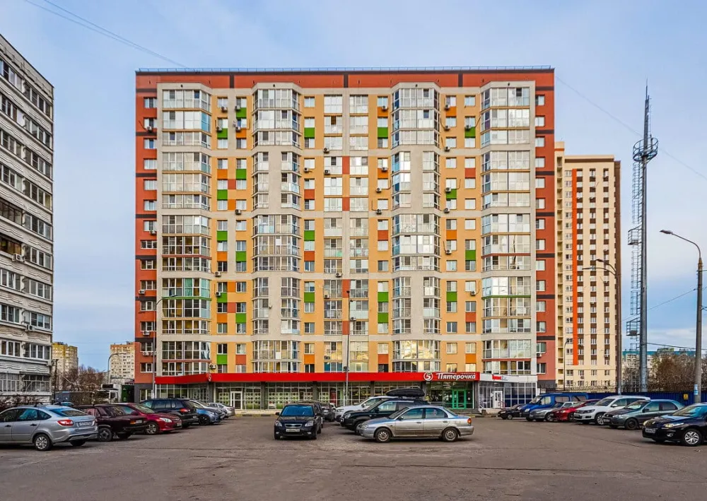 Полусухая стяжка пола в многоквартирном доме в ЖК Огни Автозавода