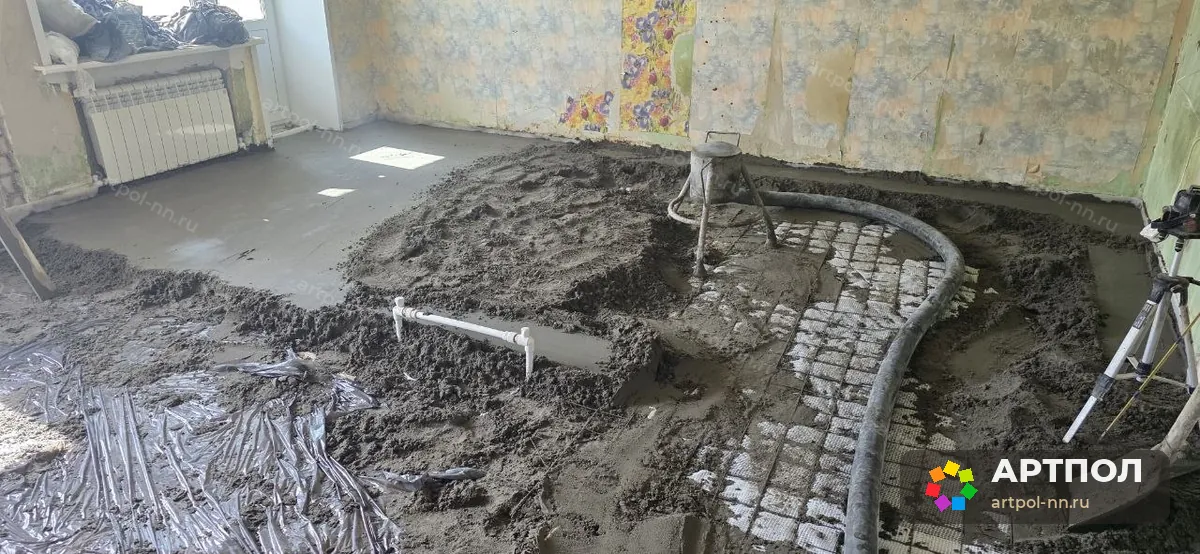 Полусухая стяжка пола 88 мм, 32,8 м² — Кстово: готовая поверхность после затирки